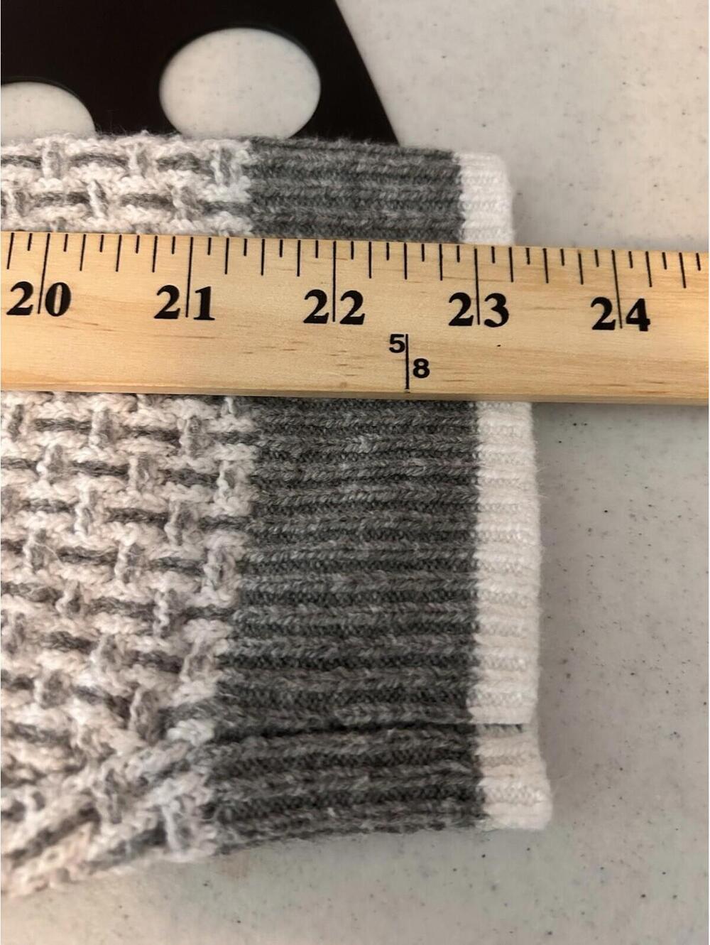 CJ Banks Pullover Sweater Womens 3X Gray And White Soft Feeling Woven Pattern - Picture 8 of 9